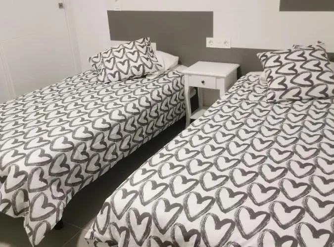 Amplio Duplex شقة